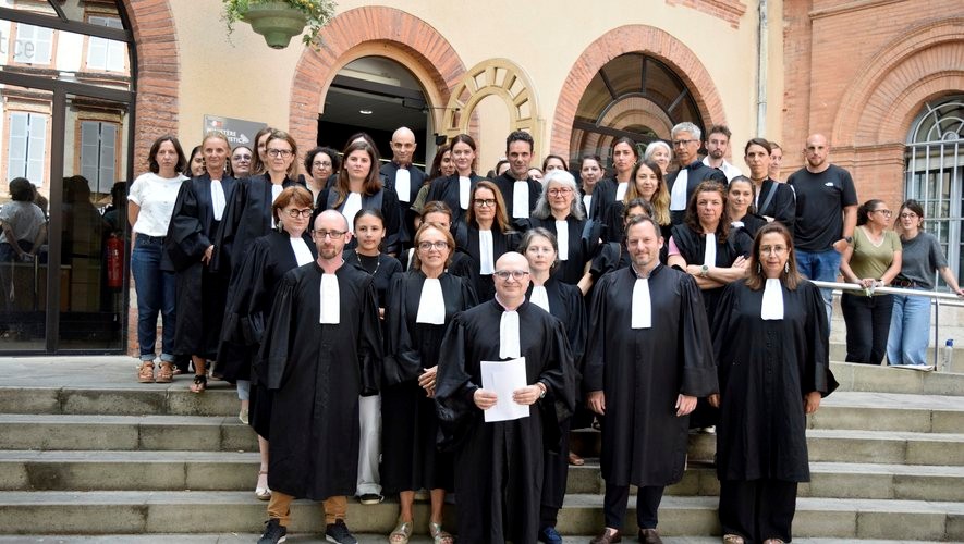 Justice française en crise : ce que le Cameroun doit en retenir